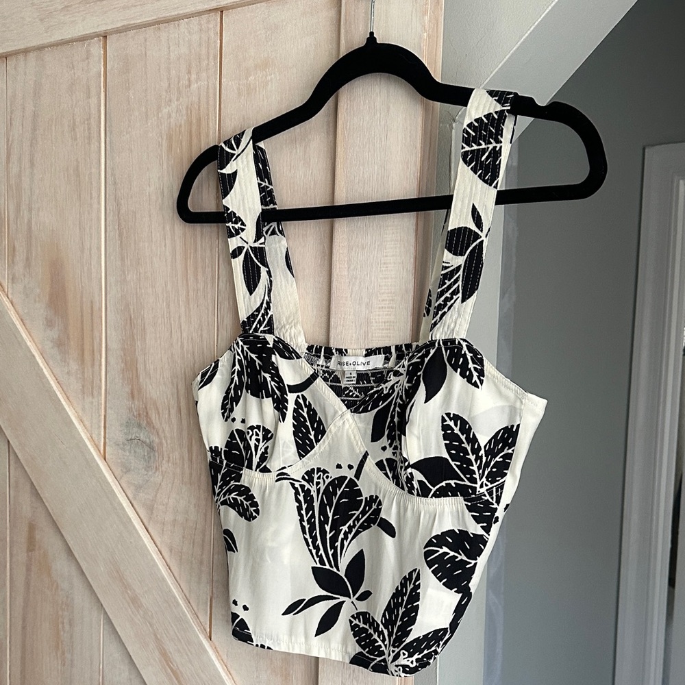 Rose & Olive Black and White Leaf Print Crop Top